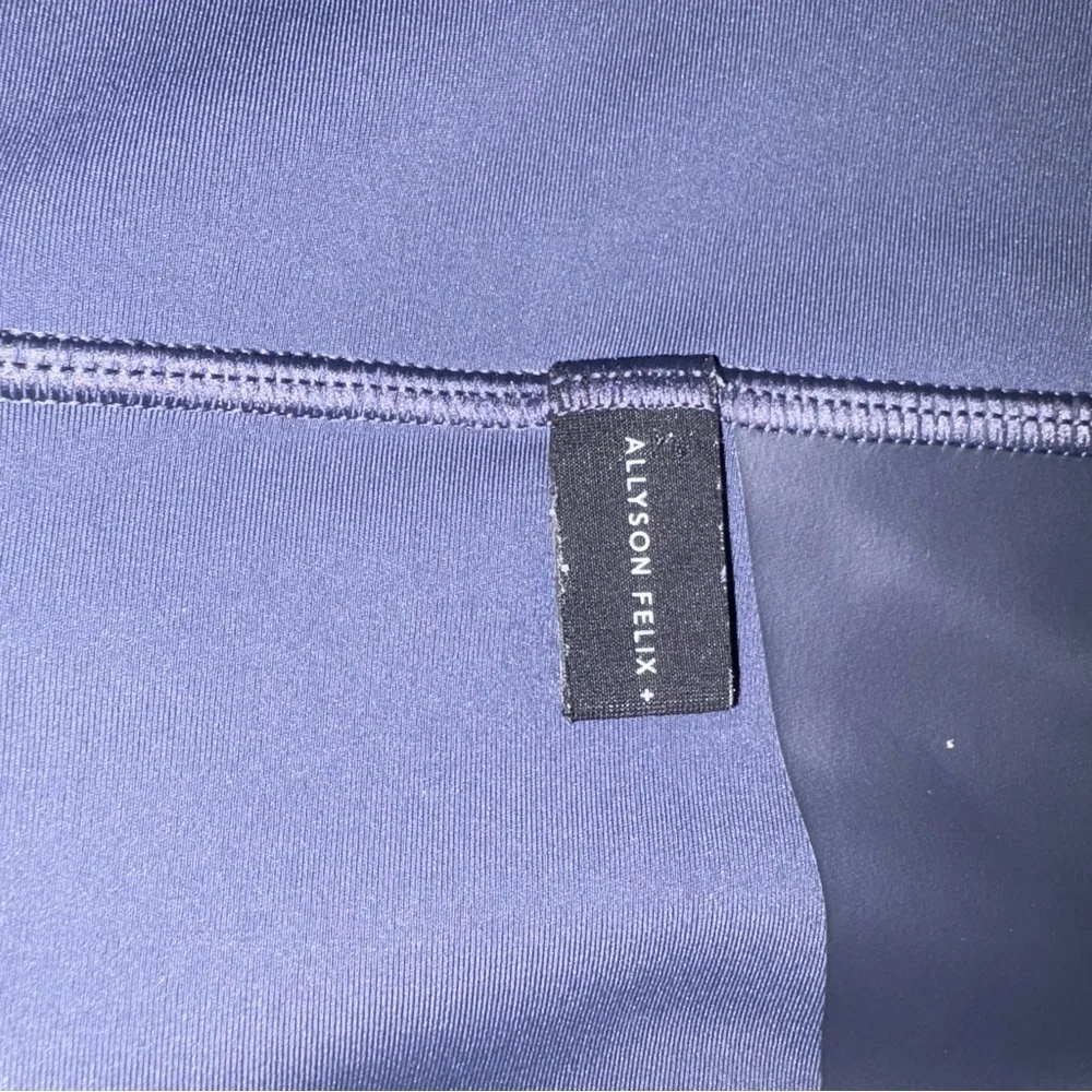 ATHLETA leggings Allyson Felix Legend 7/8 Tight Leggings size L Violet - Picture 14 of 16